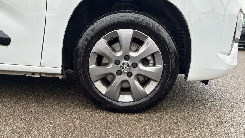 Vauxhall Combo Life 100kW Ultimate 52kWh 5dr Auto Electric Estate